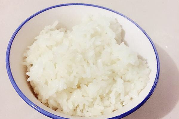  五大“减脂”主食已公布，玉米名列其中，榜首的热量比米饭高