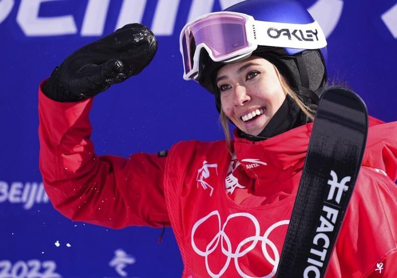  🔴🇨🇳🥈谷爱凌获自由式滑雪坡面障碍技巧银牌