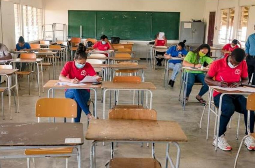  🟢教育部仍未能为许多高中学生安排到学位