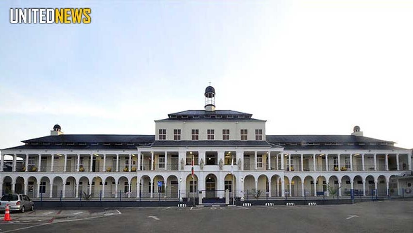  🟢Van Genderen从10月1日开始就职为天主教医院院长