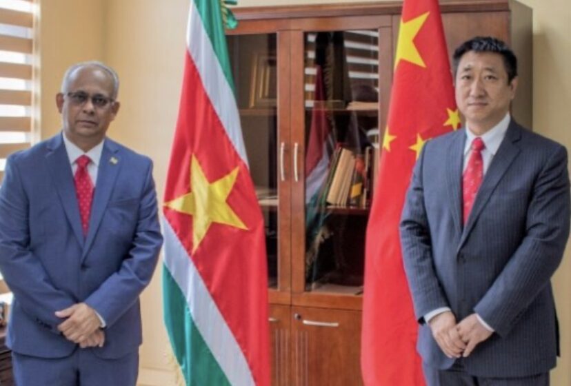  苏外长与中国大使就捐赠项目进行会谈