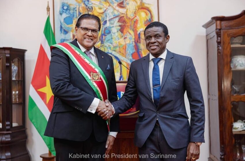  总统Santokhi任命Ricardo Vreden作为国家土地管理局新局长
