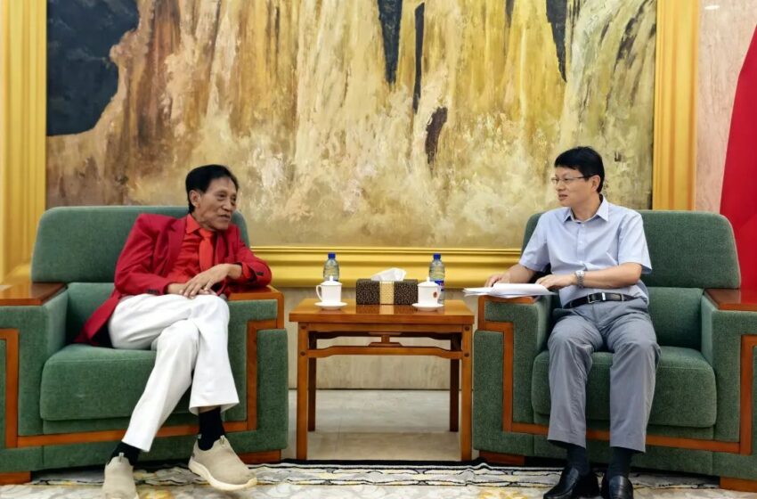  【林棘大使应约会见苏里南崇高真理党主席】