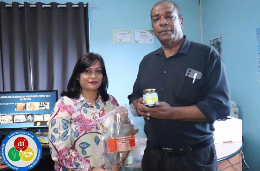  经济部长Kuldipsingh考察非洲加勒比食品工业公司