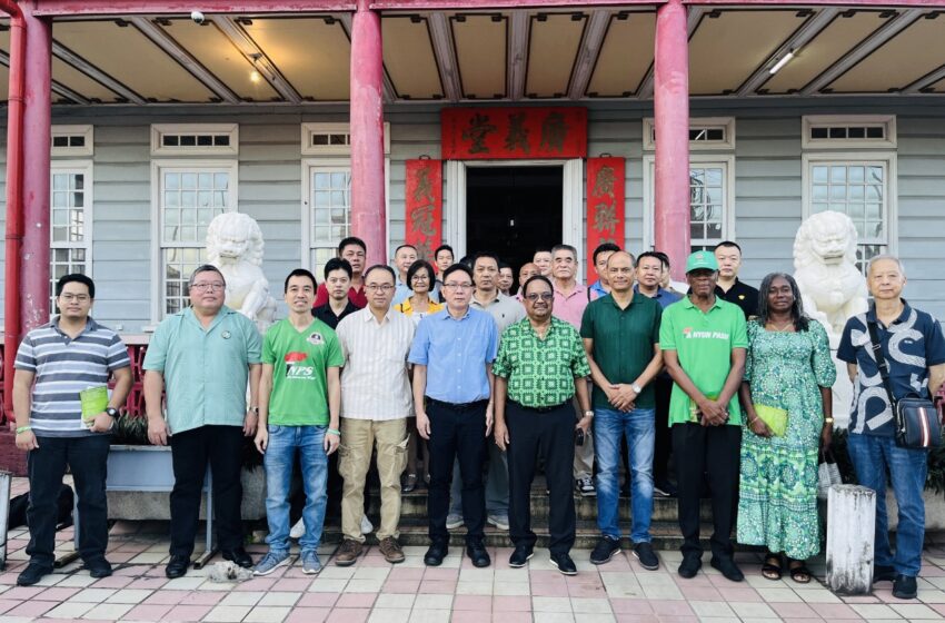  【NPS党的主席鲁斯兰及团队到访苏华总会与华社侨领座谈交流】