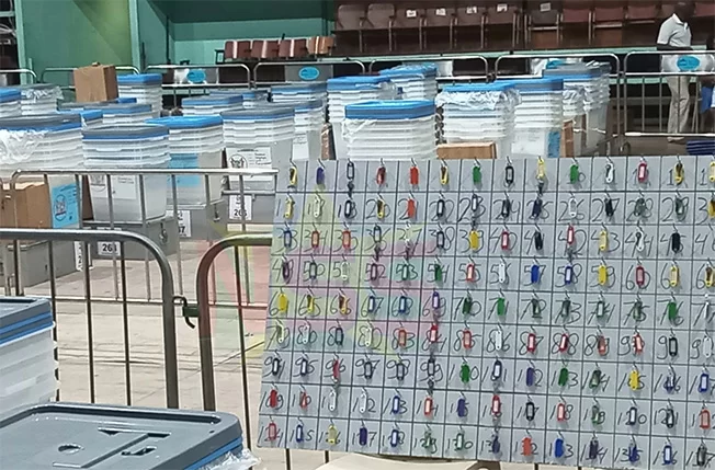 帕拉马里博选票的重点过程将在本周五完成