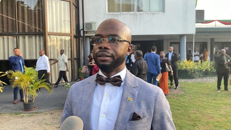  前部长Mac Andrew对7月15日任命事项之声明引发回应