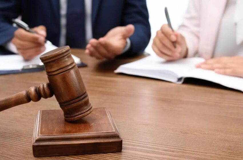  EBS管理层向地方法院起诉要求解雇工会主席Hellings