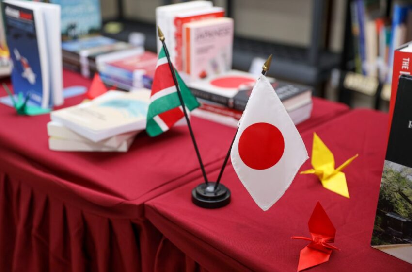  日本捐赠图书拓展文化交流，苏里南外交学院丰富馆藏