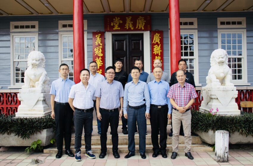  【林棘大使探访广义堂慰问侨胞】