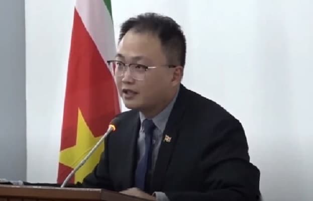  王传瑞对议会议长Adhin履职方式表达不满