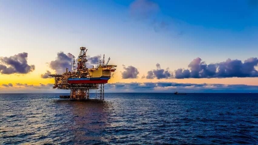  Petronas在52号区块钻探八口井