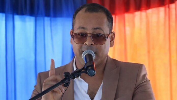  Misiekaba卫生部长：“我们已获部长理事会批准解雇SZF局长”